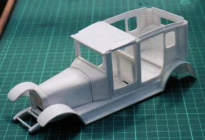 Scale model shop car building